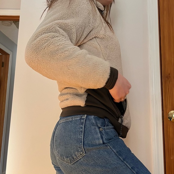 Vintage Mountain Hardware zip up fleece - Picture 2 of 2